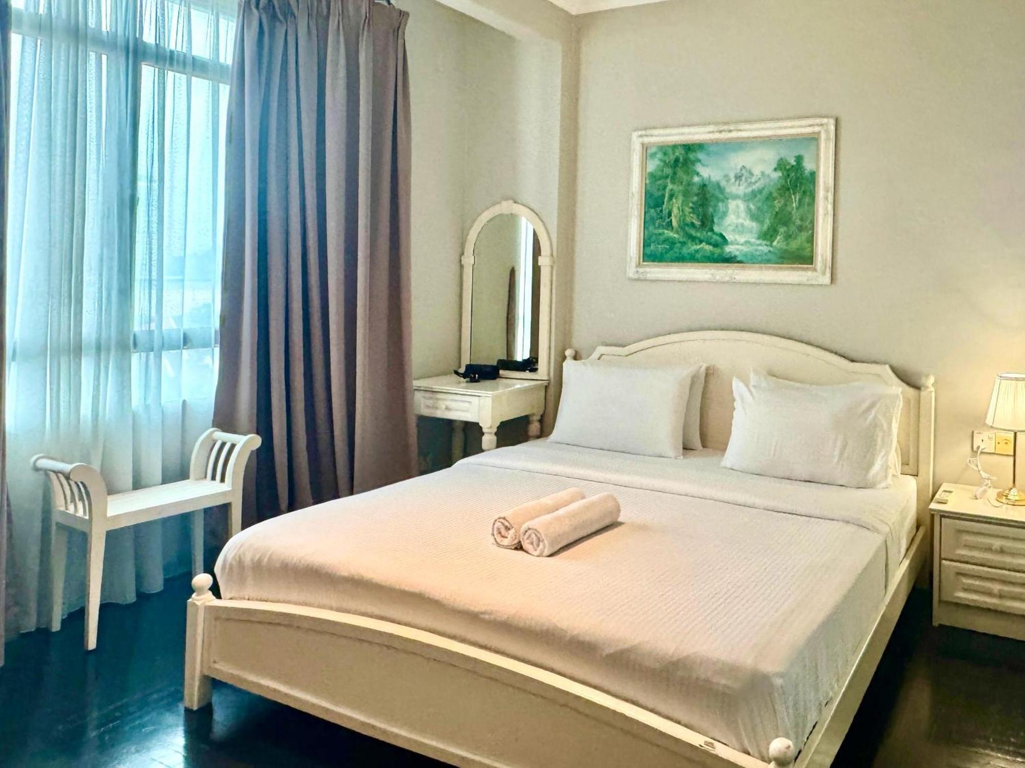 Century Bay Private Residences Sungai Dua Bukit Eksteriør bilde